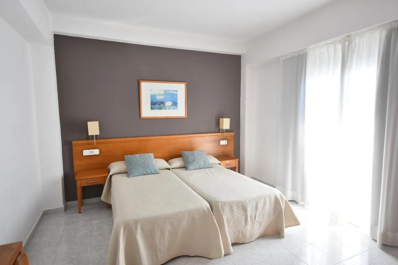 Hostal Mallorca San Antonio 2*,